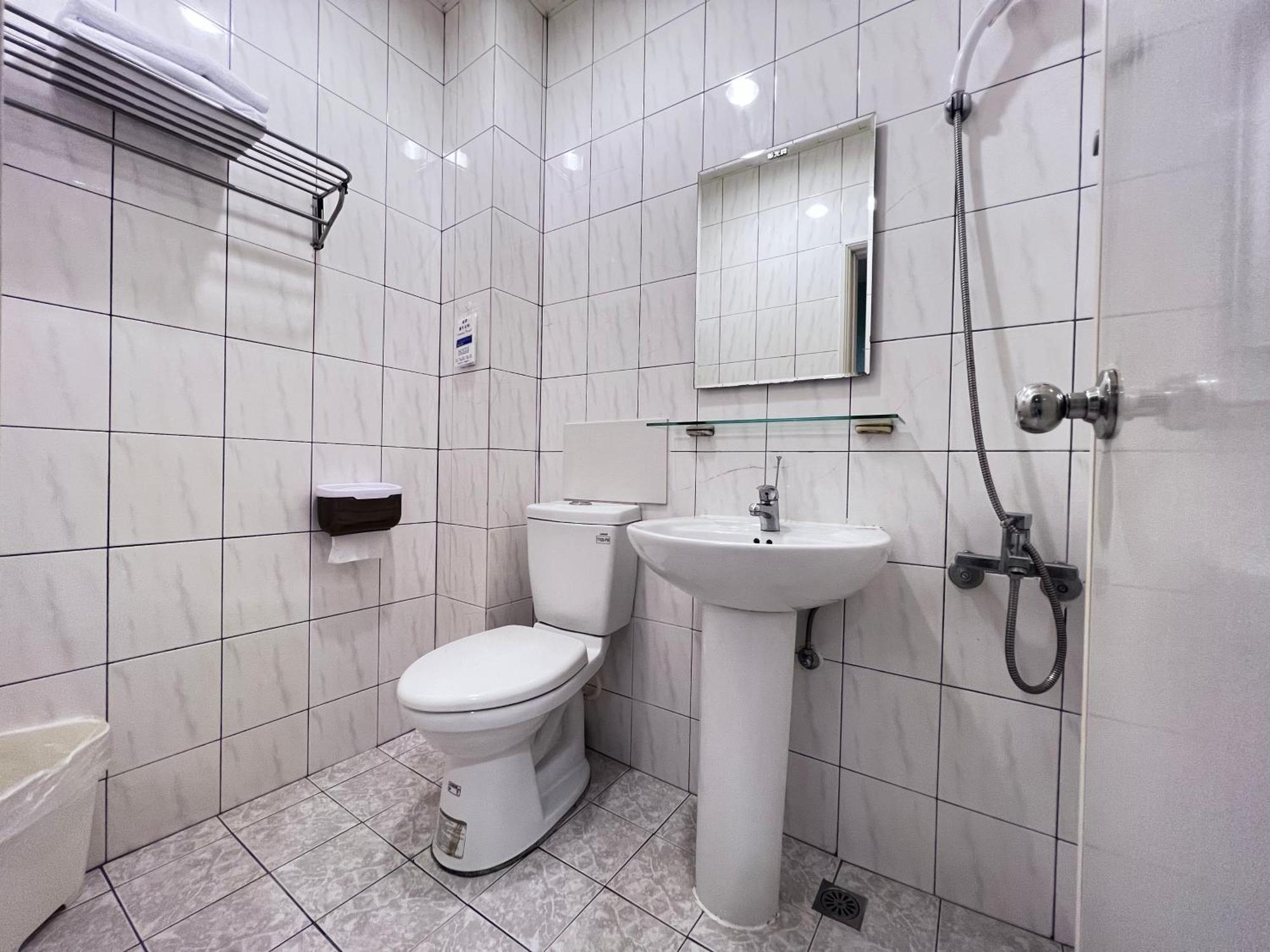 微趣 Wechill Hotel Đài Nam Ngoại thất bức ảnh