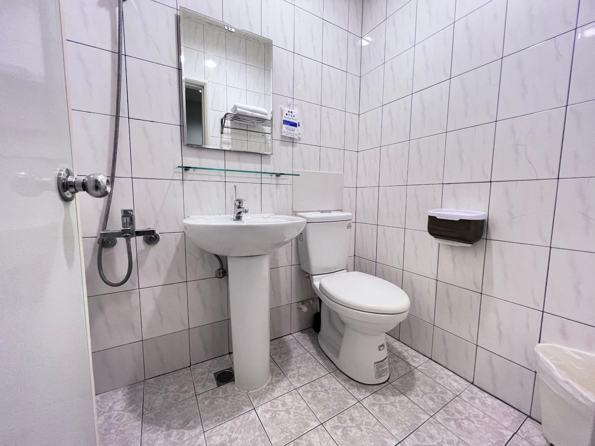 微趣 Wechill Hotel Đài Nam Ngoại thất bức ảnh